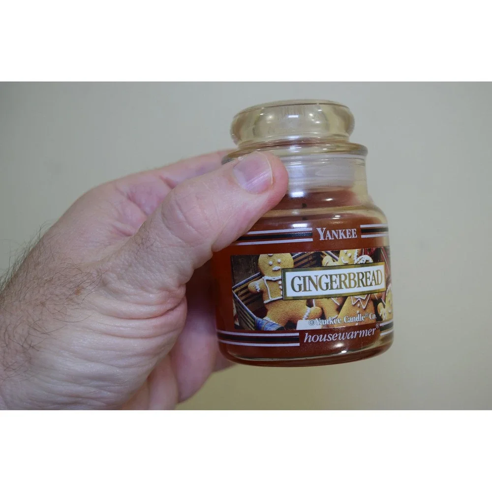 Yankee Candle Gingerbread Housewarmer Small Jar Candle 3.7oz 13813 Spiced Scent